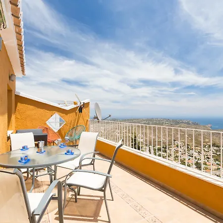 Del Sol Apartment